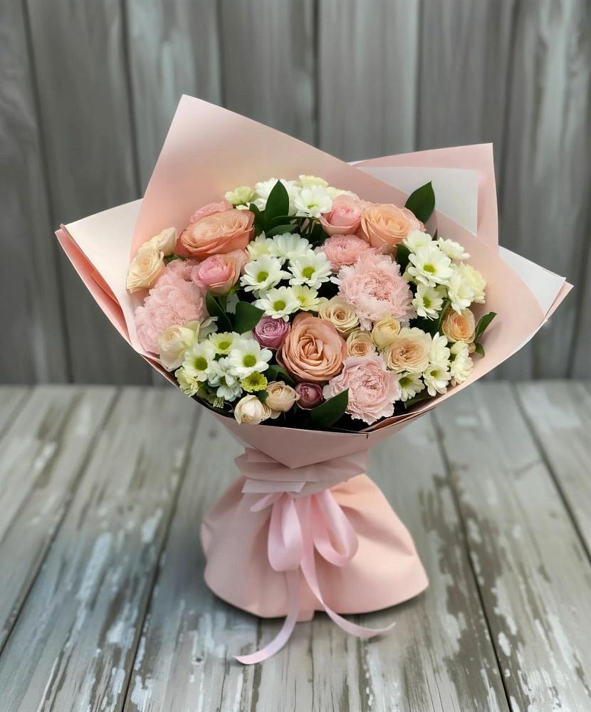 Букет цветов из: Гвоздики, Розы и Хризантемы в Закаменске