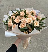Букет Кремовые розы Латте в Закаменске
