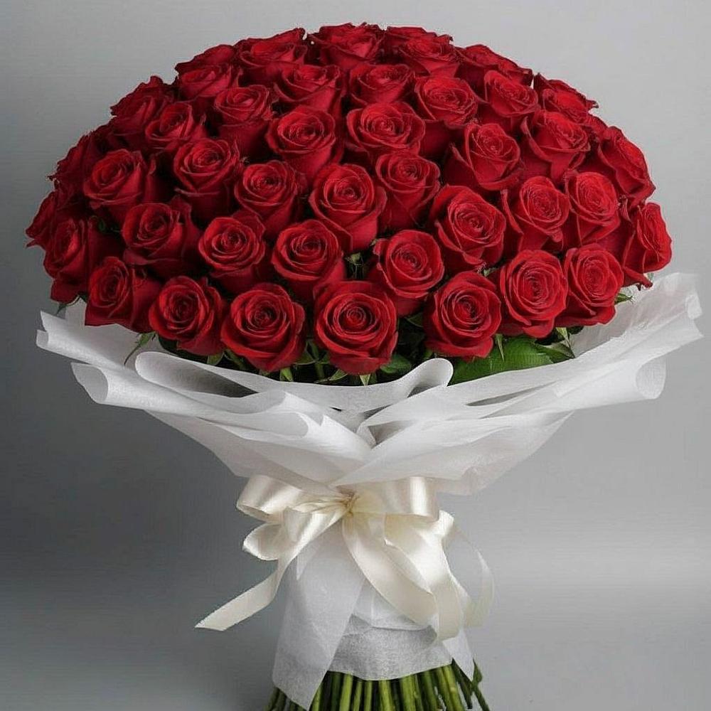 Букет 101 Красная роза Блэк Мэджик в Закаменске