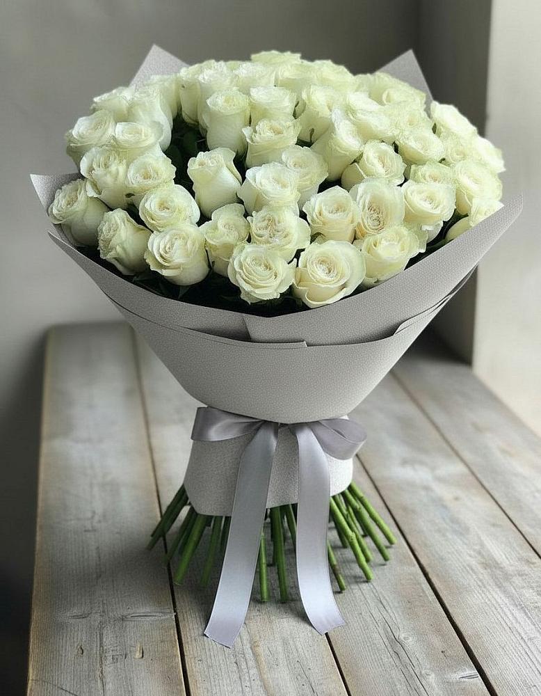 Букет 35 Белых роз в Закаменске