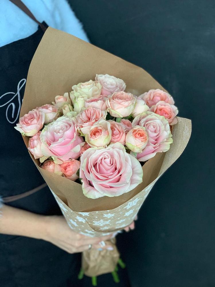 Букет цветов из: Хризантемы и Розы в Закаменске