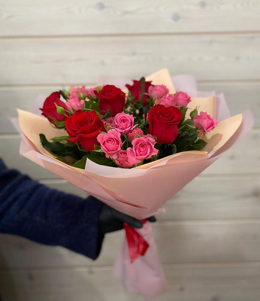 Букет цветов из: Розы в Закаменске